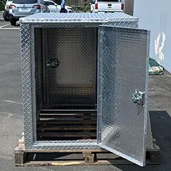 YAM-UMAX-CARGO42X48X42-4D-side-open_250x250 YAM-UMAX-CARGO42X48X42-4D-side-open_250x250